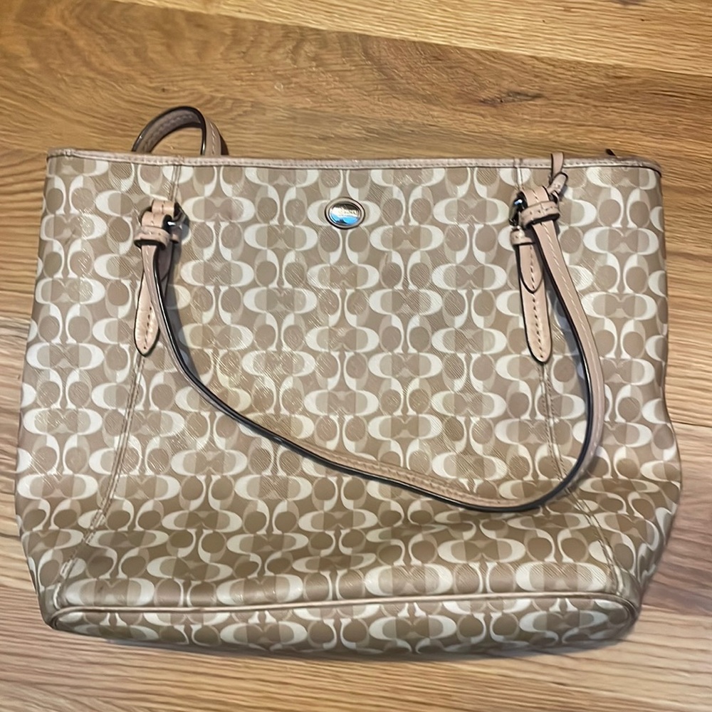 Coach purse